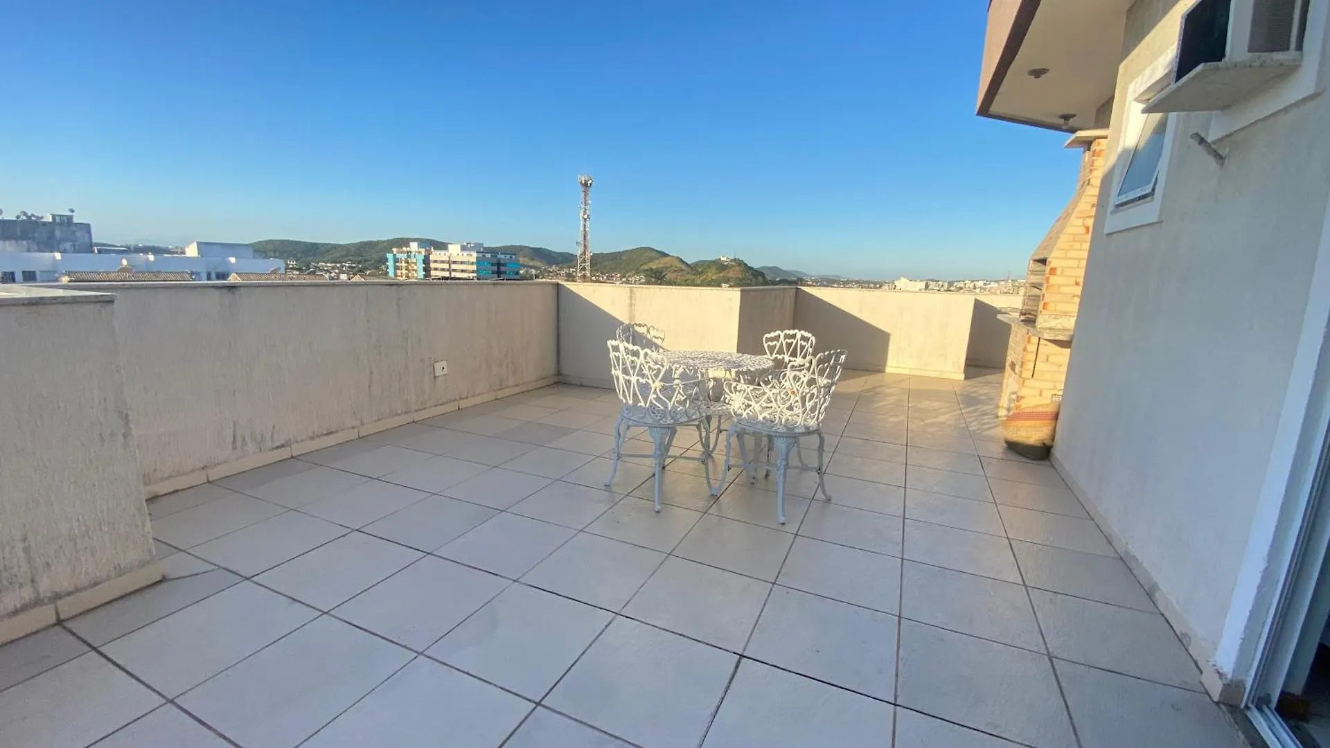 Movida Cobertura Cabo Frio 아파트 0*,  브라질